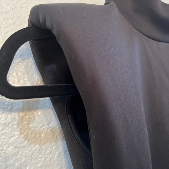 Black, long tight padded shoulders turtlenecks size small never worn like you - Picture 3 of 8